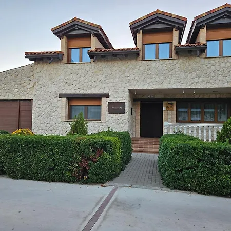 Entrevinas Holiday home *